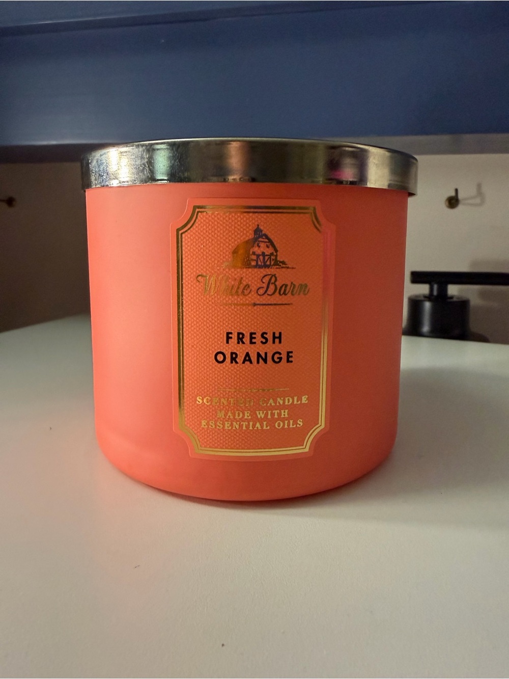 White Barn Fresh Orange Scented Candle